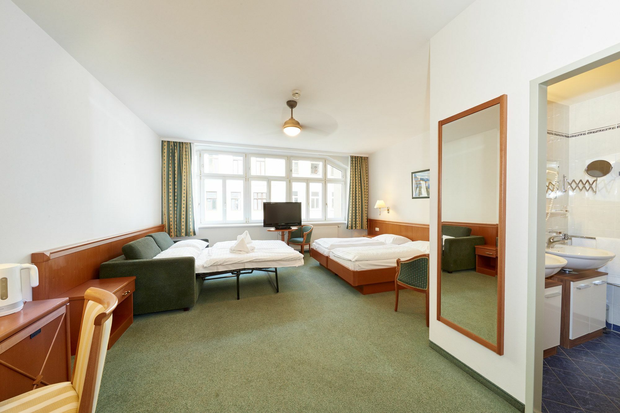 Hotel Schani Salon Вена Экстерьер фото