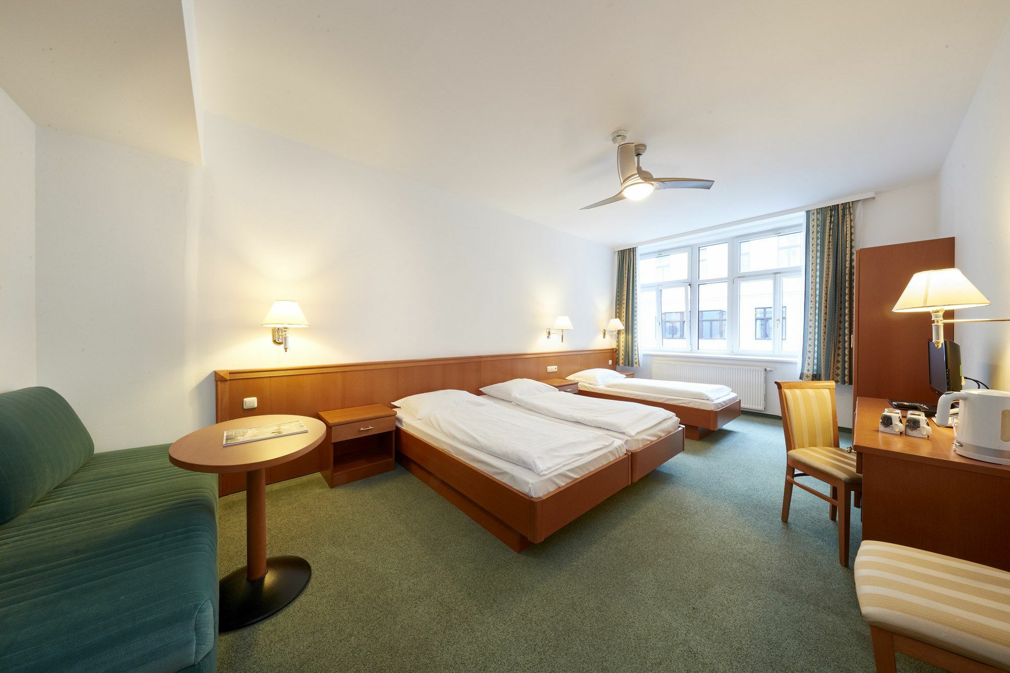 Hotel Schani Salon Вена Экстерьер фото